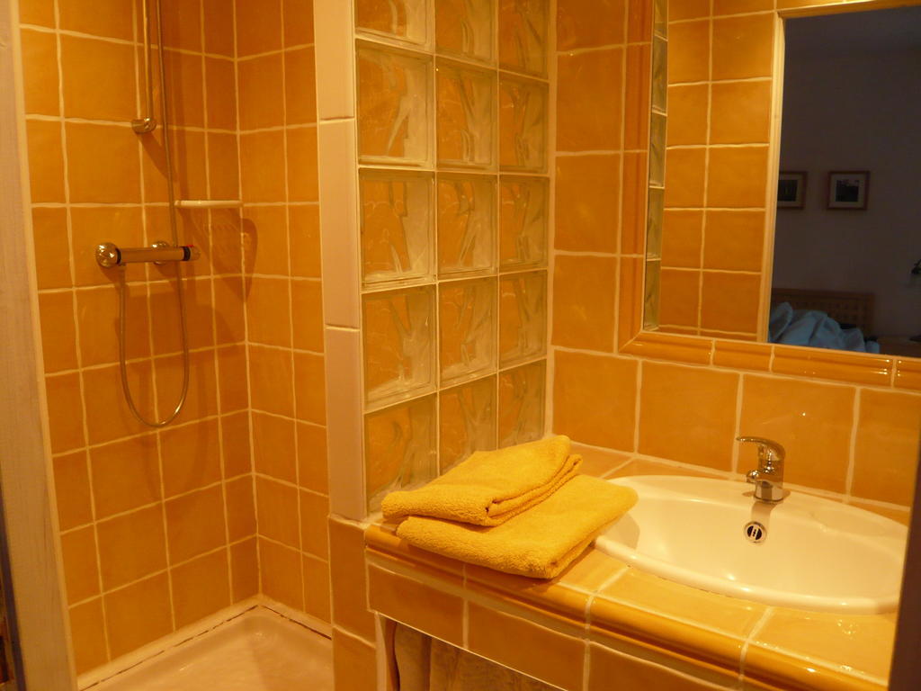 Le Soubiran Bed and Breakfast Berat Rum bild